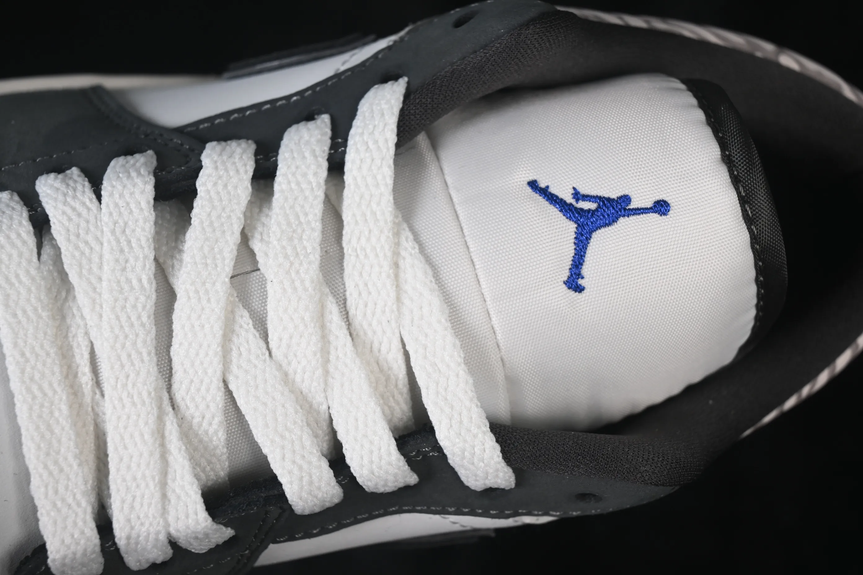 All categories Air Jordan Jordan series basketball shoes Air Jordan 1 Low Air Jordan 1 Low AJ1 Joe 1 white gray burst pattern low-top retro cultural basketball shoes IU2268-100